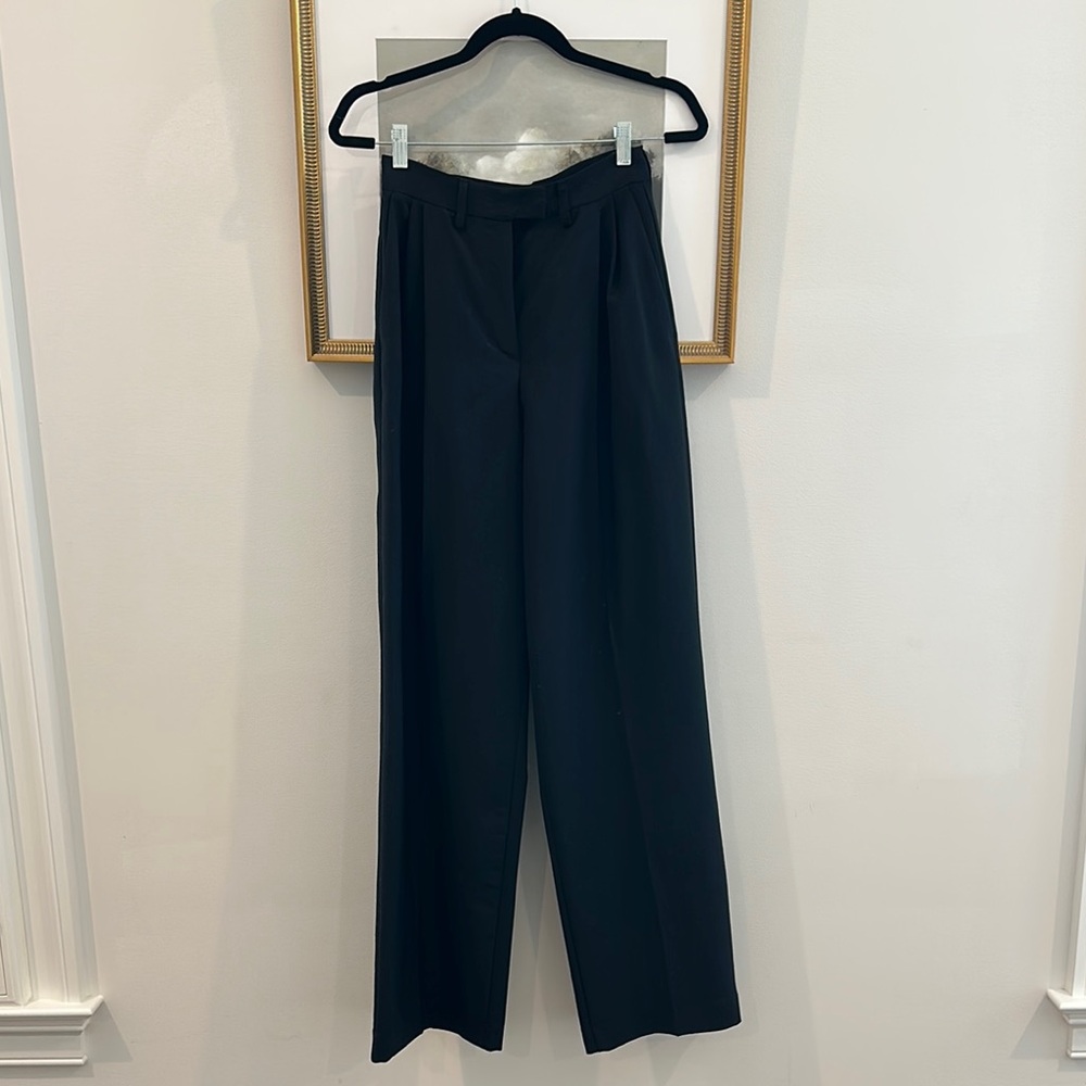 Black Wool Women's Trousers, pleated wide leg